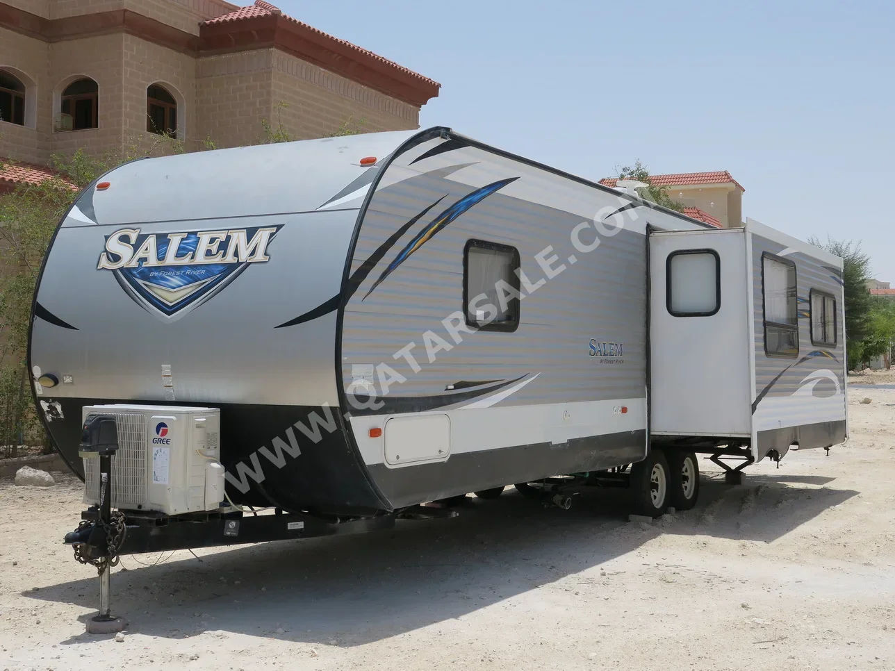 Caravan 2018  White Made in United States of America(USA)