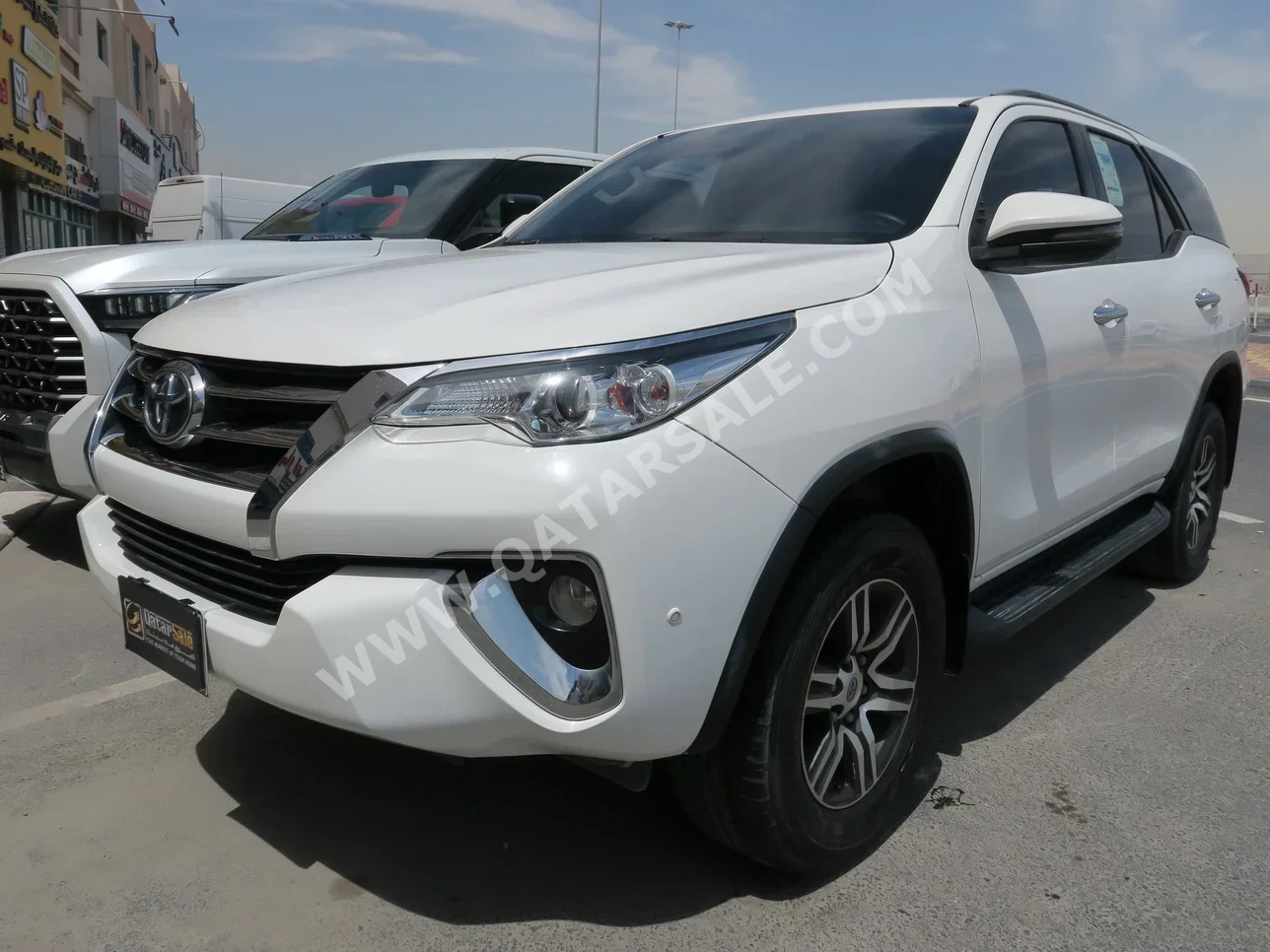 Toyota  Fortuner  2020  Automatic  45,000 Km  4 Cylinder  Four Wheel Drive (4WD)  SUV  White