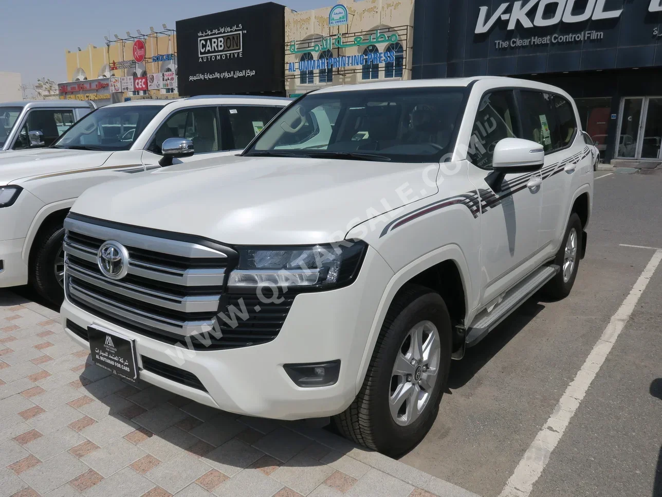 Toyota  Land Cruiser  GXR  2022  Automatic  0 Km  6 Cylinder  Four Wheel Drive (4WD)  SUV  White  With Warranty