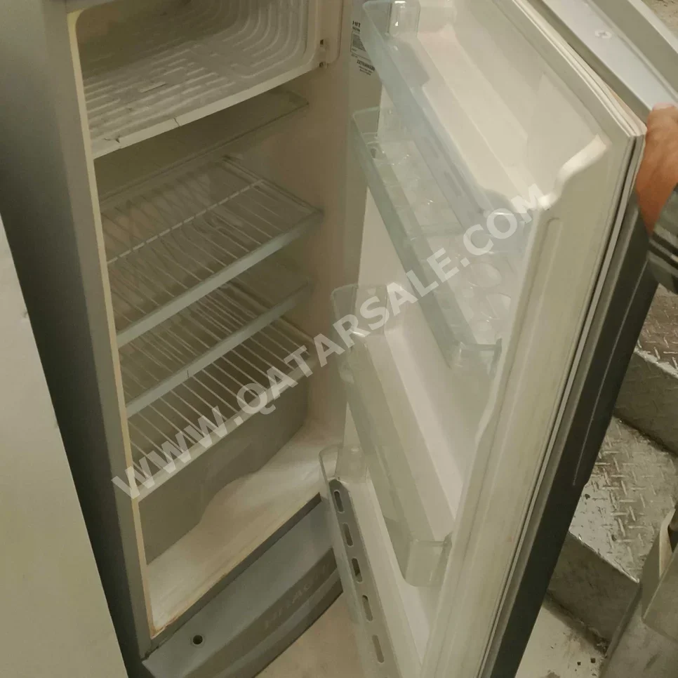 HITACHI  Side-by-Side Refrigerator  Silver