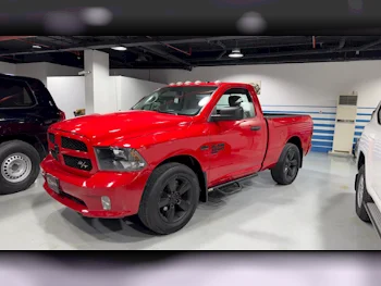 Dodge  Ram  1500  2021  Automatic  163٬000 Km  8 Cylinder  Four Wheel Drive (4WD)  Pick Up  Red