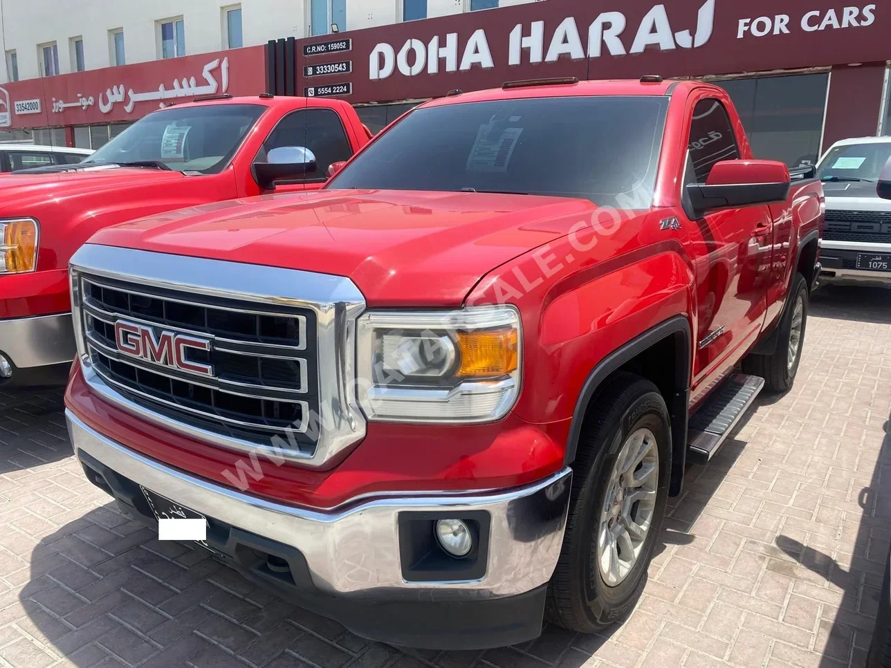 GMC  Sierra  1500  2014  Automatic  227,000 Km  8 Cylinder  Four Wheel Drive (4WD)  Pick Up  Red