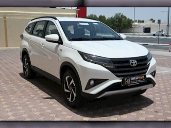 Toyota  Rush  S  2022  Automatic  46,000 Km  4 Cylinder  Front Wheel Drive (FWD)  SUV  White  With Warranty