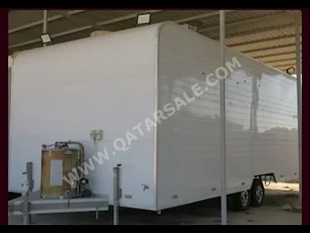 Caravan - 2023  - White  -Made in Qatar  - 1٬000 Km