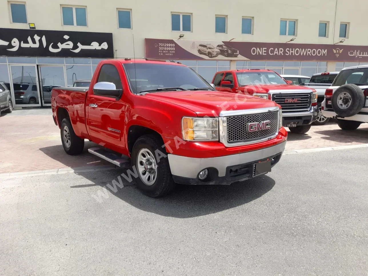 GMC  Sierra  1500  2011  Automatic  253,000 Km  8 Cylinder  Four Wheel Drive (4WD)  Pick Up  Red