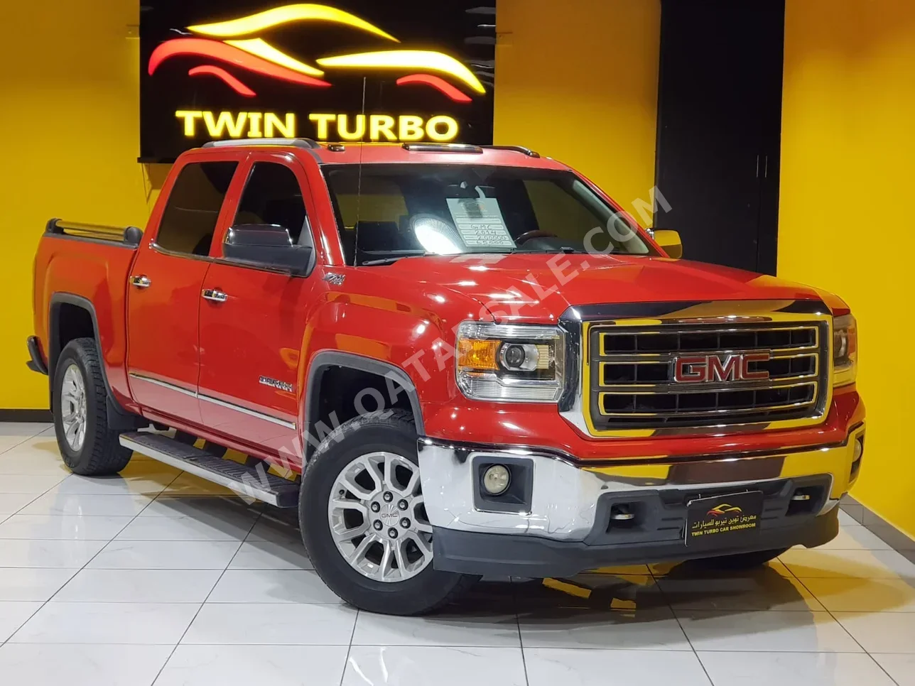GMC  Sierra  SLE  2014  Automatic  200,000 Km  8 Cylinder  Four Wheel Drive (4WD)  Pick Up  Red