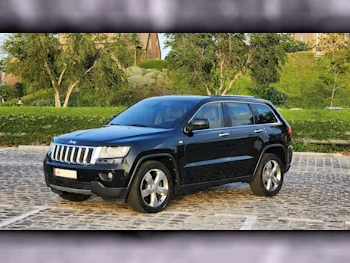 Jeep  Grand Cherokee  Limited  2012  Automatic  179,500 Km  8 Cylinder  Four Wheel Drive (4WD)  SUV  Black