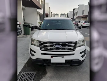 Ford  Explorer  2016  Automatic  77,000 Km  6 Cylinder  Four Wheel Drive (4WD)  SUV  White