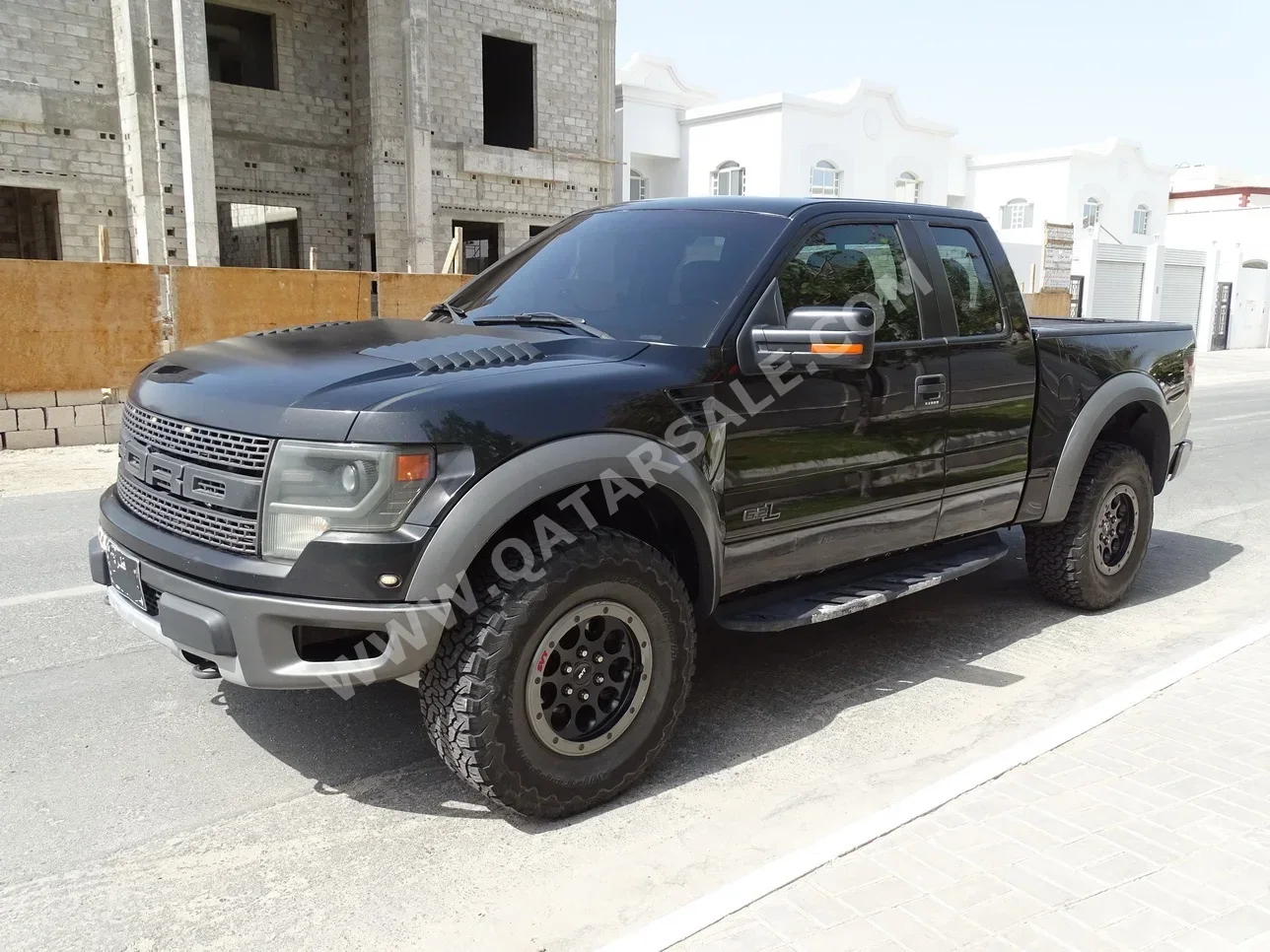 Ford  Raptor  SVT  2014  Automatic  240,000 Km  8 Cylinder  Four Wheel Drive (4WD)  Pick Up  Black