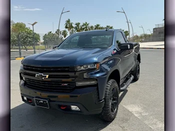 Chevrolet  Silverado  Trail Boss  2021  Automatic  36,000 Km  8 Cylinder  Four Wheel Drive (4WD)  Pick Up  Blue