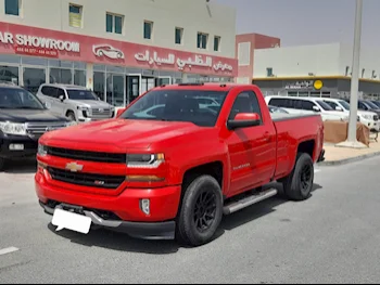 Chevrolet  Silverado  LT  2018  Automatic  179,000 Km  8 Cylinder  Four Wheel Drive (4WD)  Pick Up  Red
