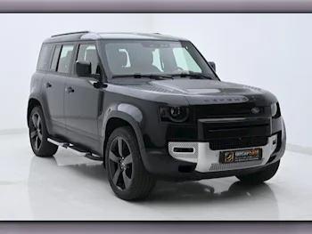 Land Rover  Defender  110 HSE  2023  Automatic  10,000 Km  6 Cylinder  Four Wheel Drive (4WD)  SUV  Black  With Warranty