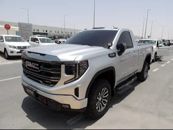 GMC  Sierra  AT4  2022  Automatic  51,000 Km  8 Cylinder  Four Wheel Drive (4WD)  Pick Up  Silver  With Warranty