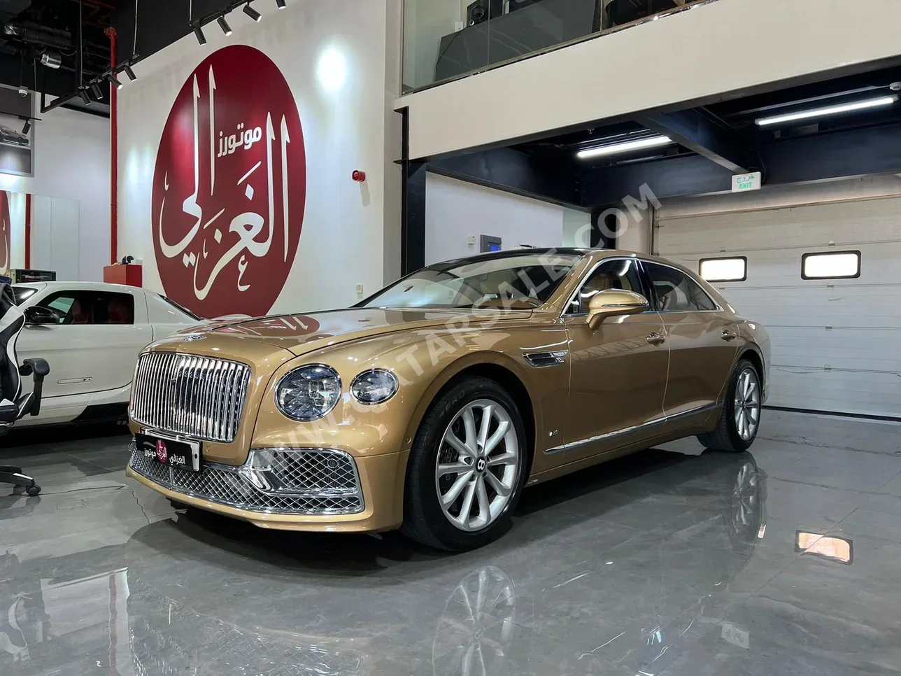  Bentley  Continental  Flying Spur  2022  Automatic  25,000 Km  8 Cylinder  All Wheel Drive (AWD)  Sedan  Gold  With Warranty