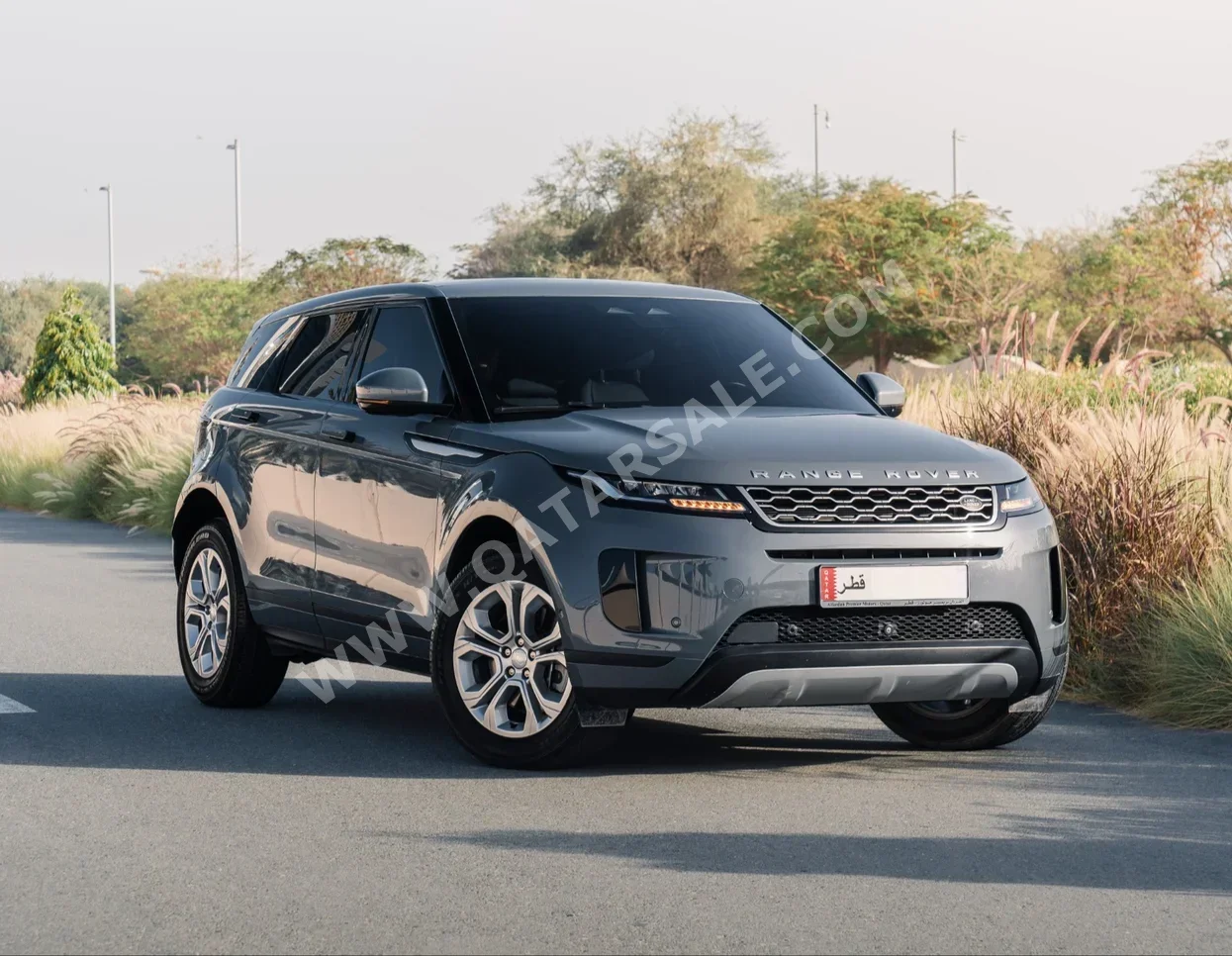 Land Rover  Evoque  Dynamic  2020  Automatic  40,000 Km  4 Cylinder  Four Wheel Drive (4WD)  SUV  Gray