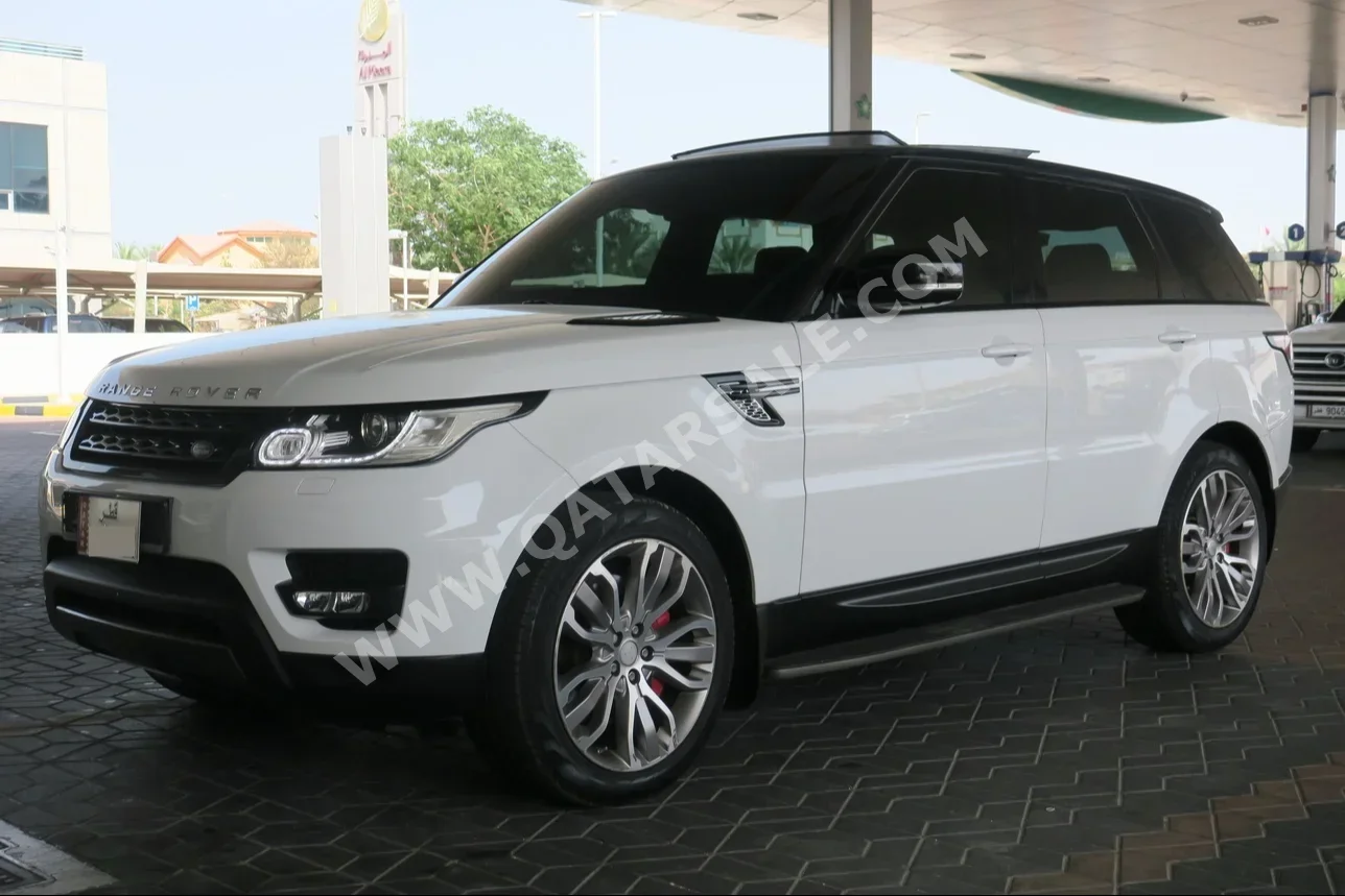  Land Rover  Range Rover  Sport  2016  Automatic  130,000 Km  8 Cylinder  Four Wheel Drive (4WD)  SUV  White  With Warranty