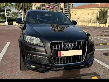Audi  Q7  S-Line  2013  Automatic  138,491 Km  6 Cylinder  Four Wheel Drive (4WD)  SUV  Gray