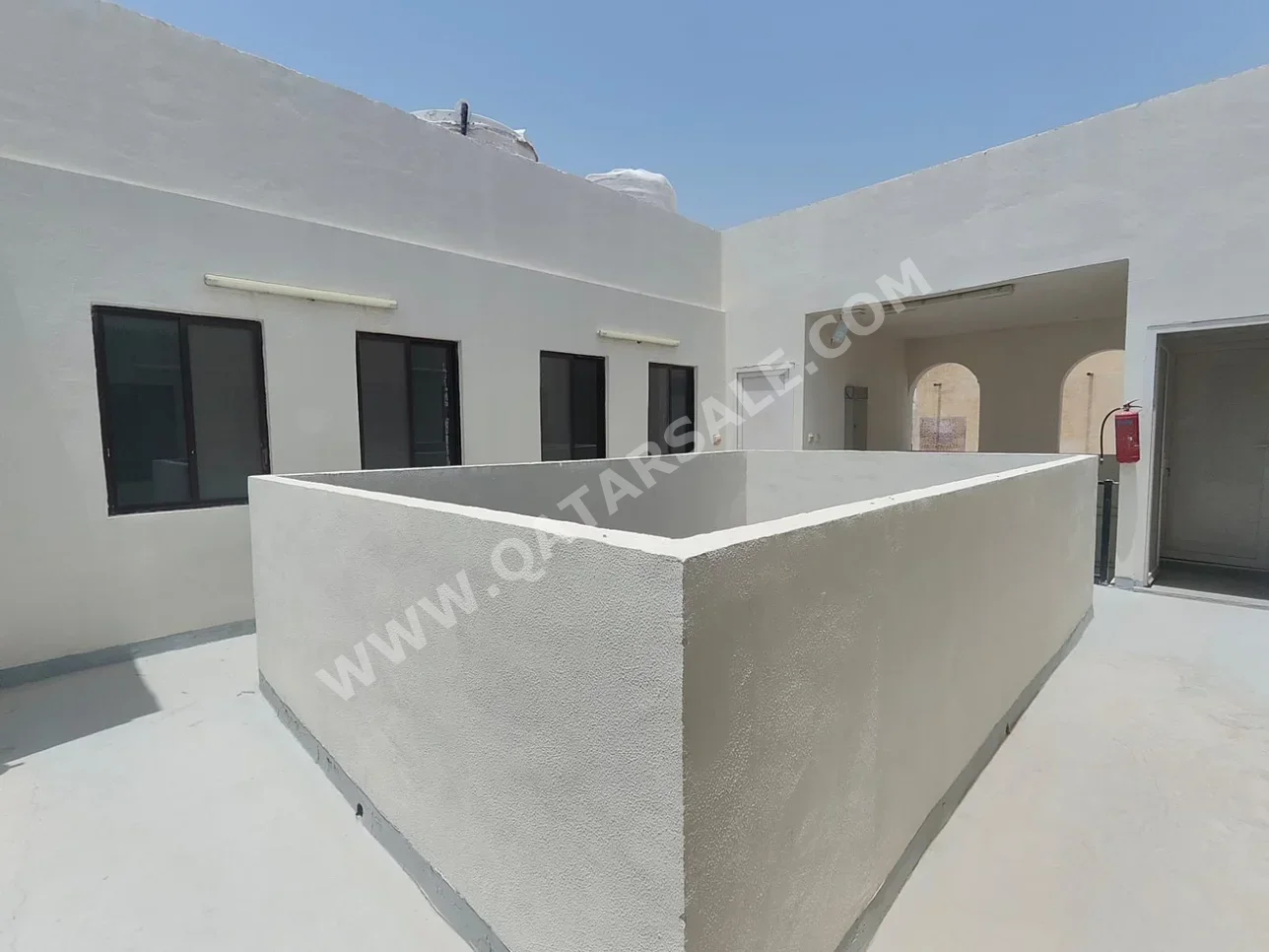 Family Residential  - Not Furnished  - Al Rayyan  - Abu Nakhlah  - 8 Bedrooms