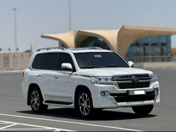 Toyota  Land Cruiser  VXR  2021  Automatic  130,000 Km  8 Cylinder  Four Wheel Drive (4WD)  SUV  White