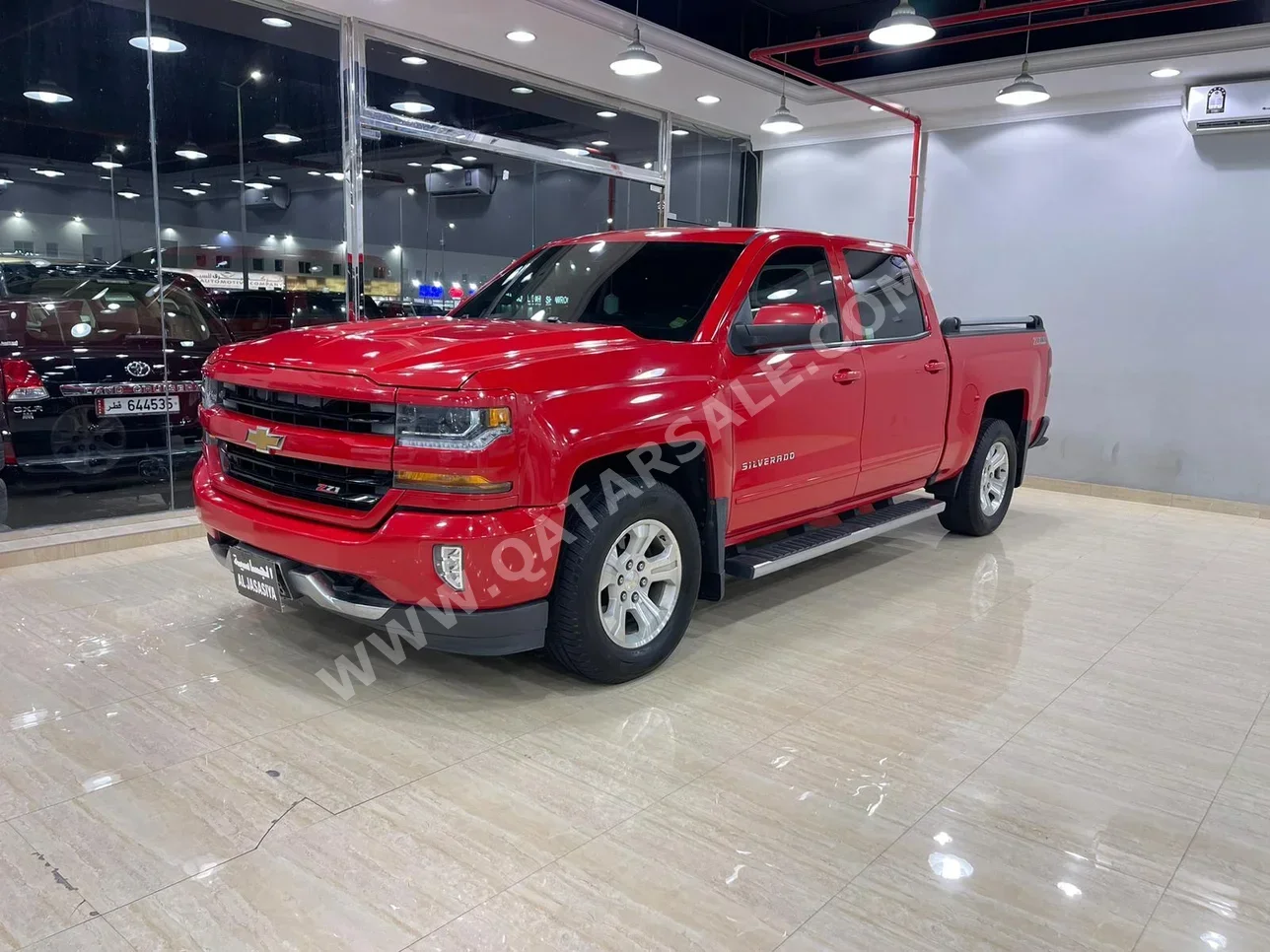 Chevrolet  Silverado  LT  2016  Automatic  186,000 Km  8 Cylinder  Four Wheel Drive (4WD)  Pick Up  Red