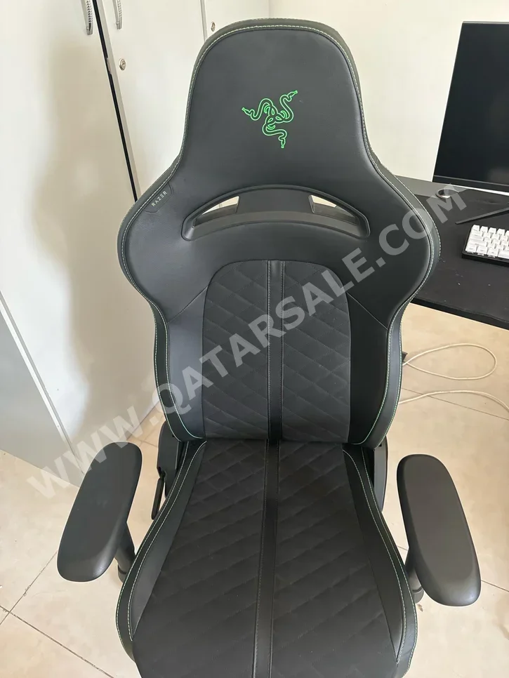Desk Chairs - Gaming Chair  - Black