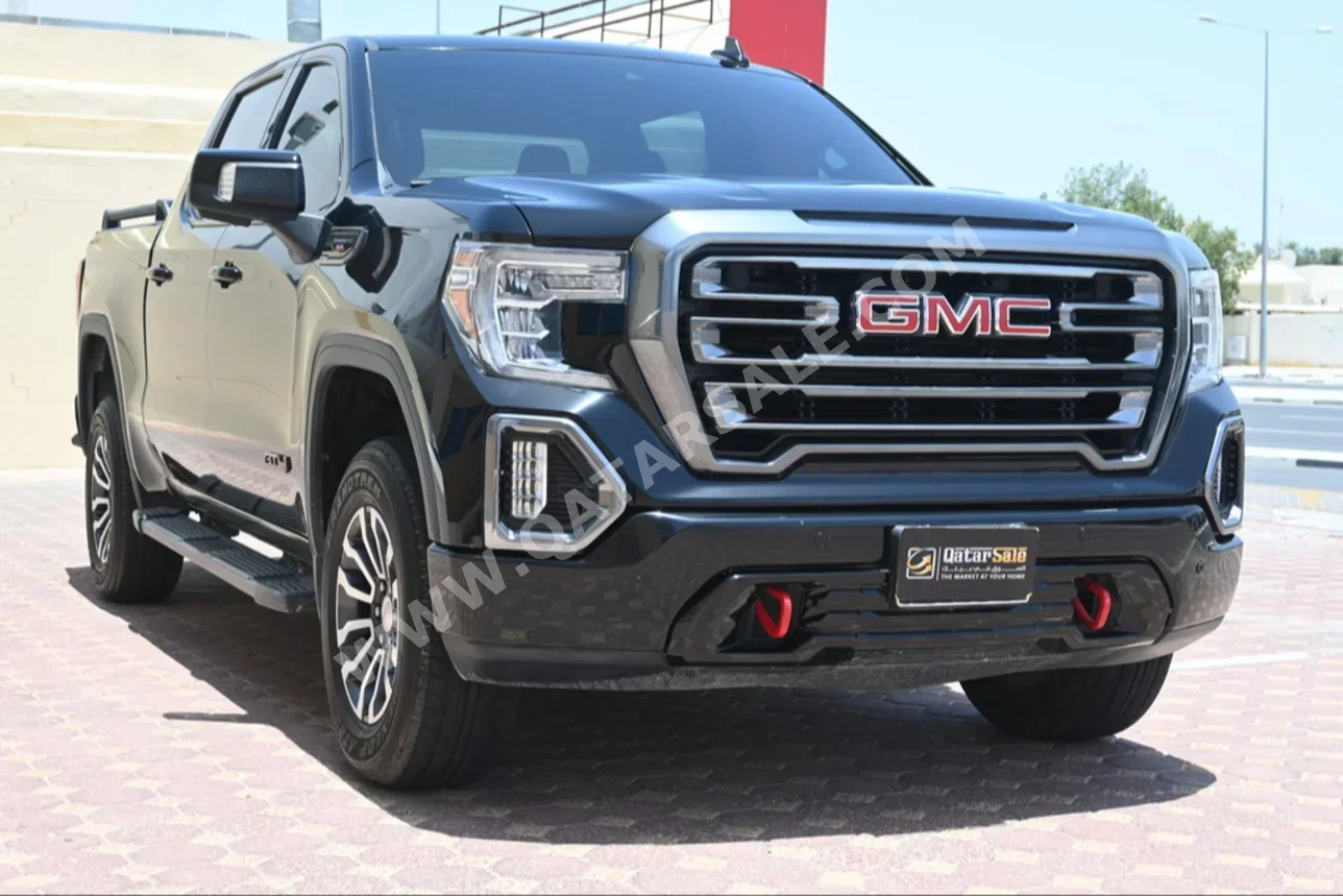 GMC  Sierra  AT4  2021  Automatic  70,000 Km  8 Cylinder  Four Wheel Drive (4WD)  Pick Up  Black  With Warranty