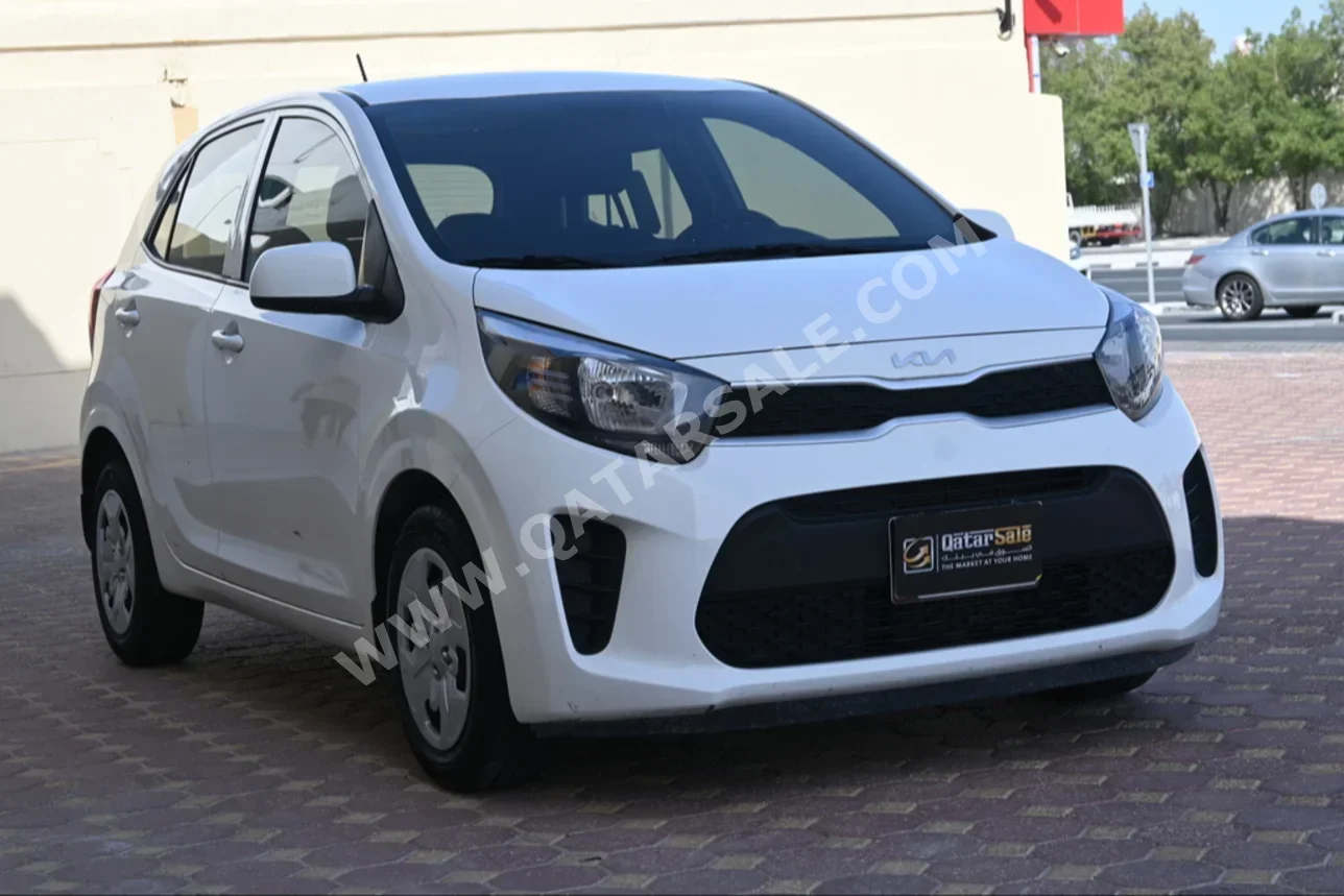 Kia  Picanto  2023  Automatic  43,000 Km  4 Cylinder  Front Wheel Drive (FWD)  Sedan  White  With Warranty