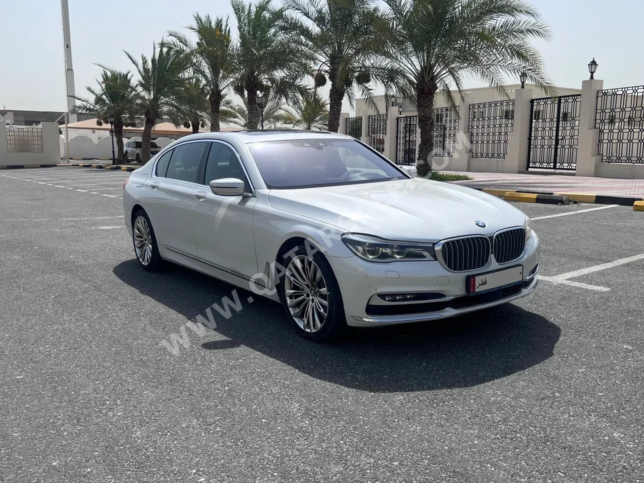  BMW  7-Series  740 Li  2016  Automatic  141,000 Km  6 Cylinder  Rear Wheel Drive (RWD)  Sedan  White  With Warranty
