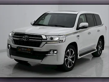  Toyota  Land Cruiser  VXR  2020  Automatic  144,000 Km  8 Cylinder  Four Wheel Drive (4WD)  SUV  White  With Warranty