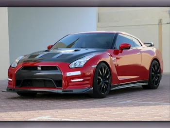 Nissan  GT-R  2015  Automatic  36,000 Km  6 Cylinder  All Wheel Drive (AWD)  Coupe / Sport  Red