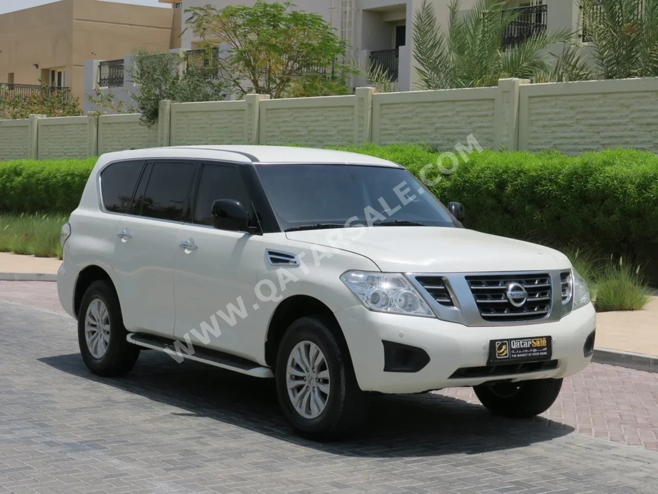 Nissan  Patrol  XE  2019  Automatic  220,000 Km  6 Cylinder  Four Wheel Drive (4WD)  SUV  White