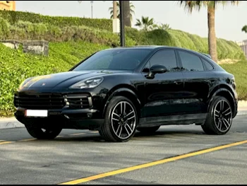  Porsche  Cayenne  2022  Automatic  54,300 Km  6 Cylinder  Four Wheel Drive (4WD)  SUV  Black  With Warranty
