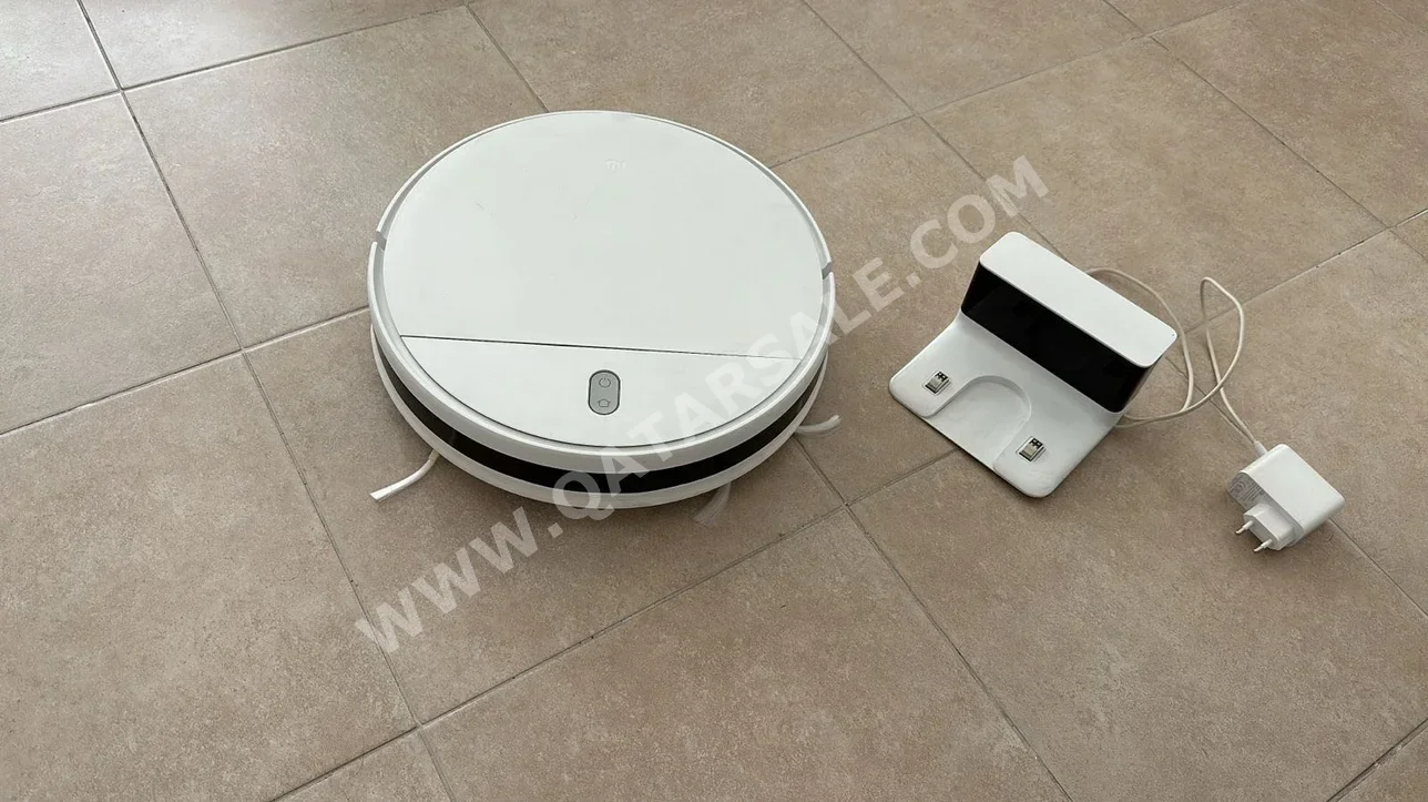 Xiaomi  White  Light Weight  Smart Enabled /  Robotic Vacuum