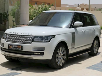 Land Rover  Range Rover  Vogue Super charged  2014  Automatic  138,000 Km  8 Cylinder  Four Wheel Drive (4WD)  SUV  White