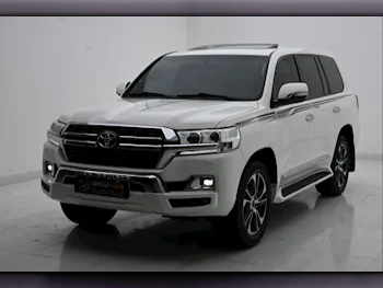  Toyota  Land Cruiser  GXR  2021  Automatic  113,000 Km  8 Cylinder  Four Wheel Drive (4WD)  SUV  White  With Warranty