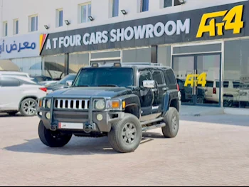 Hummer  H3  2006  Automatic  288,000 Km  5 Cylinder  Four Wheel Drive (4WD)  SUV  Black