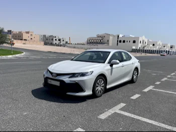  Toyota  Camry  LE  2022  Automatic  17,000 Km  4 Cylinder  Front Wheel Drive (FWD)  Sedan  White  With Warranty