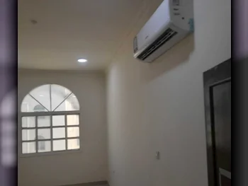 4 غرف نوم  شقة  للايجار  في الدوحة -  فريج النصر  غير مفروشة