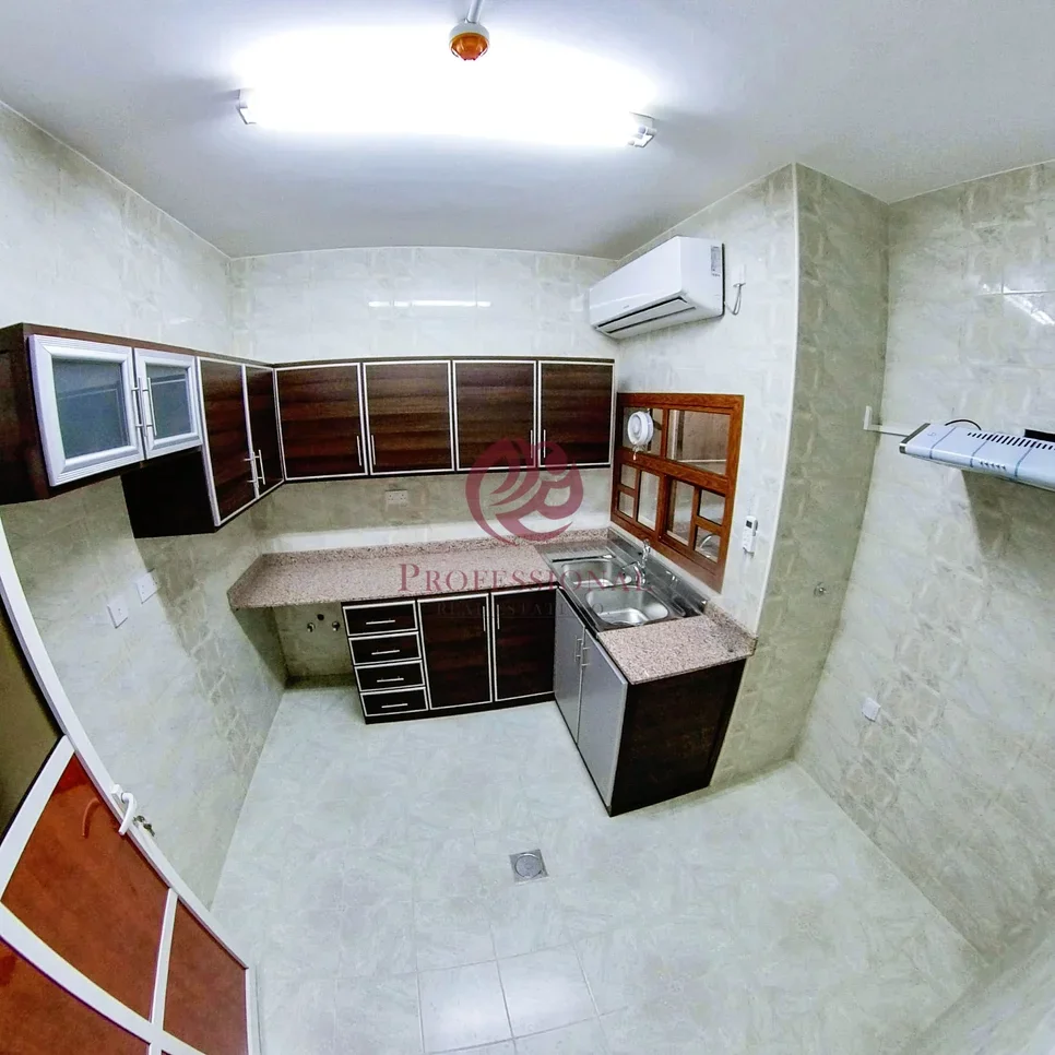 3 غرف نوم  شقة  للايجار  في الدوحة -  مدينة خليفة الشمالية  غير مفروشة