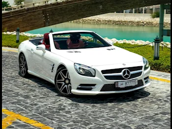 Mercedes-Benz  SL  500  2015  Automatic  80,000 Km  8 Cylinder  Rear Wheel Drive (RWD)  Coupe / Sport  White