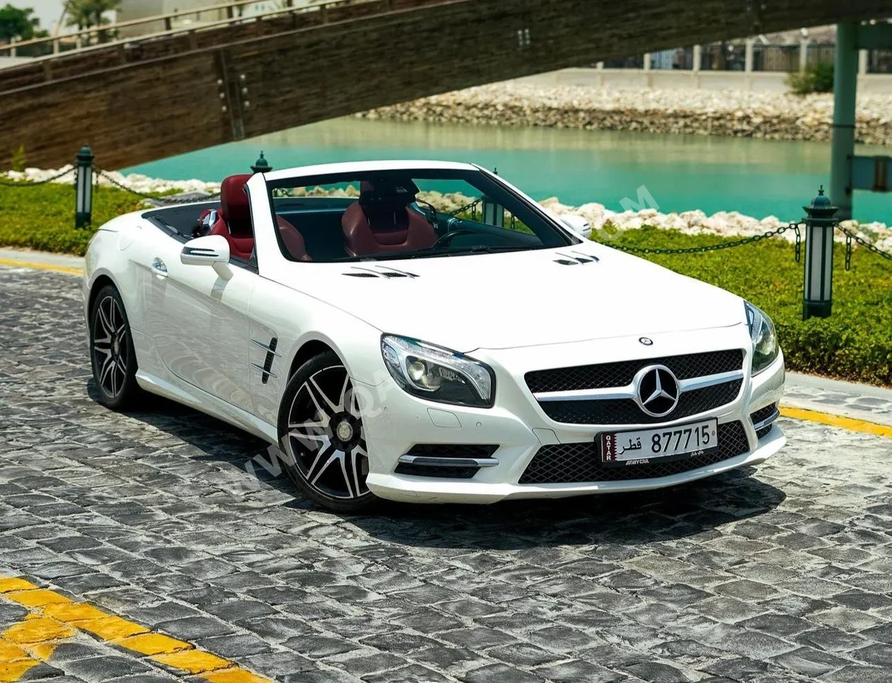Mercedes-Benz  SL  500  2015  Automatic  80,000 Km  8 Cylinder  Rear Wheel Drive (RWD)  Coupe / Sport  White