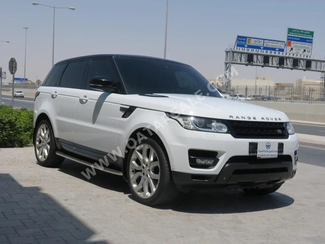 Land Rover  Range Rover  Sport Super charged  2015  Automatic  159,000 Km  8 Cylinder  Four Wheel Drive (4WD)  SUV  White