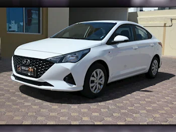 Hyundai  Accent  2023  Automatic  65,000 Km  4 Cylinder  Front Wheel Drive (FWD)  Sedan  White  With Warranty