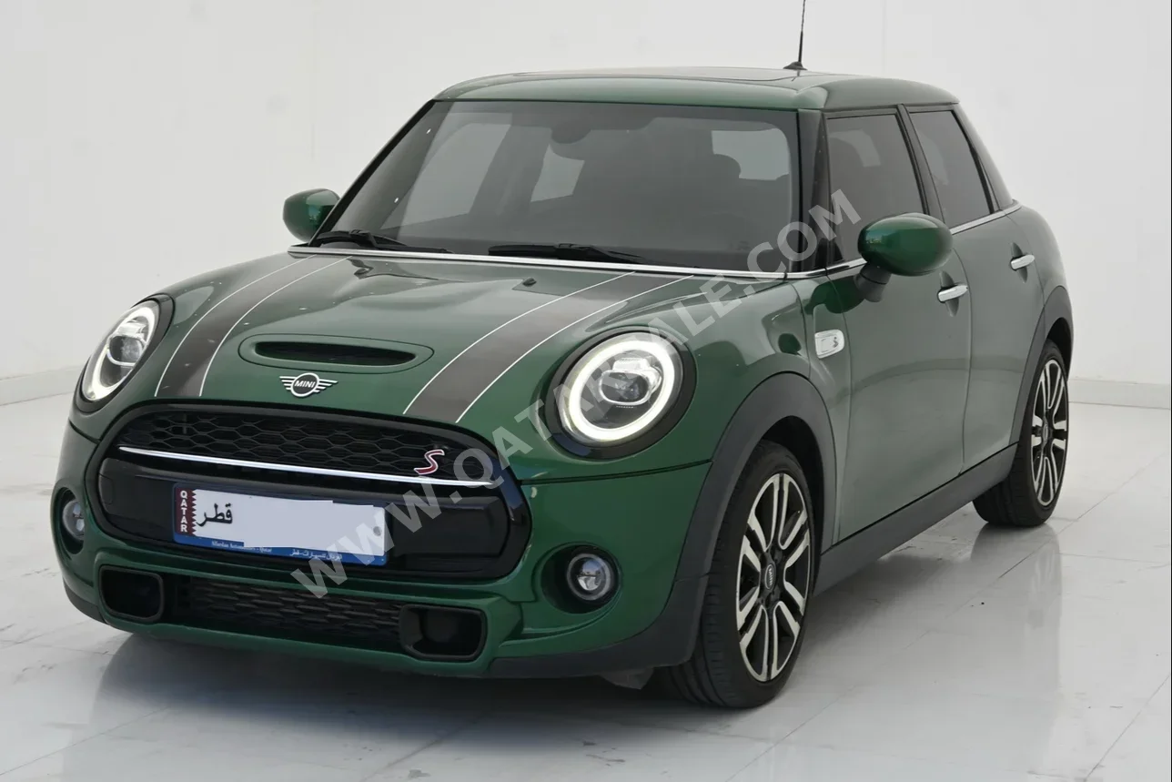 Mini  Cooper  S  2021  Automatic  53,000 Km  4 Cylinder  Front Wheel Drive (FWD)  Hatchback  Green