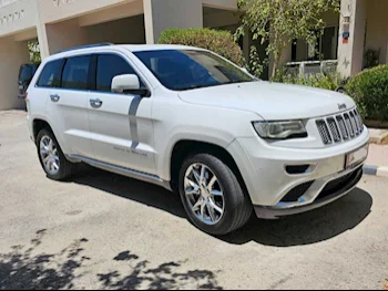 Jeep  Grand Cherokee  Summit  2018  Automatic  60,000 Km  8 Cylinder  Four Wheel Drive (4WD)  SUV  White