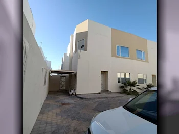 Family Residential  - Not Furnished  - Doha  - Al Duhail  - 5 Bedrooms