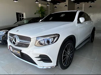 Mercedes-Benz  GLC  250  2018  Automatic  45,000 Km  4 Cylinder  All Wheel Drive (AWD)  SUV  White