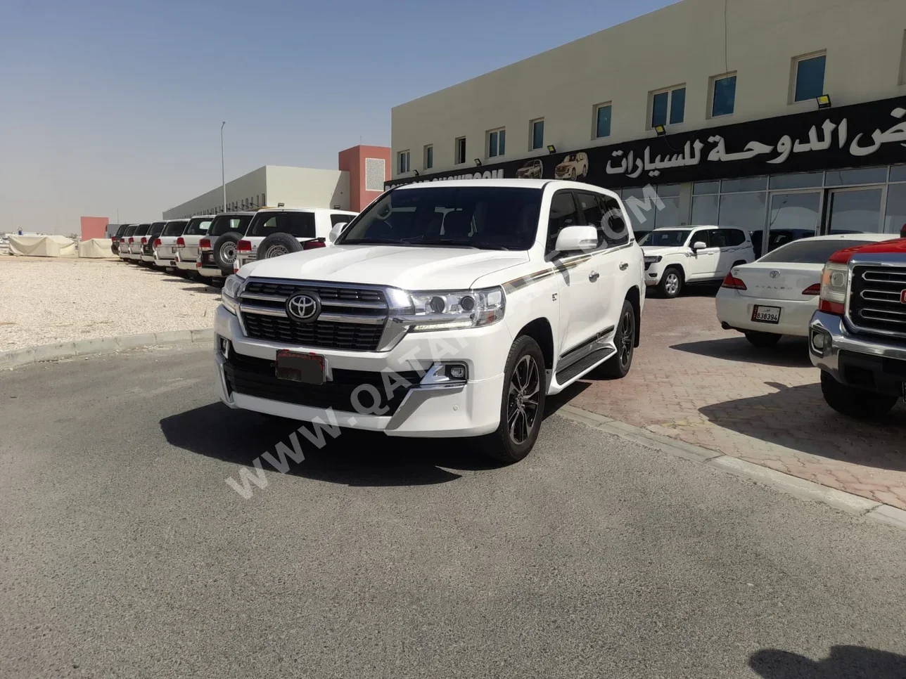 Toyota  Land Cruiser  G  2016  Automatic  237,000 Km  6 Cylinder  Four Wheel Drive (4WD)  SUV  White