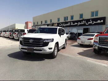 Toyota  Land Cruiser  GX  2024  Automatic  8,000 Km  6 Cylinder  Four Wheel Drive (4WD)  SUV  White  With Warranty