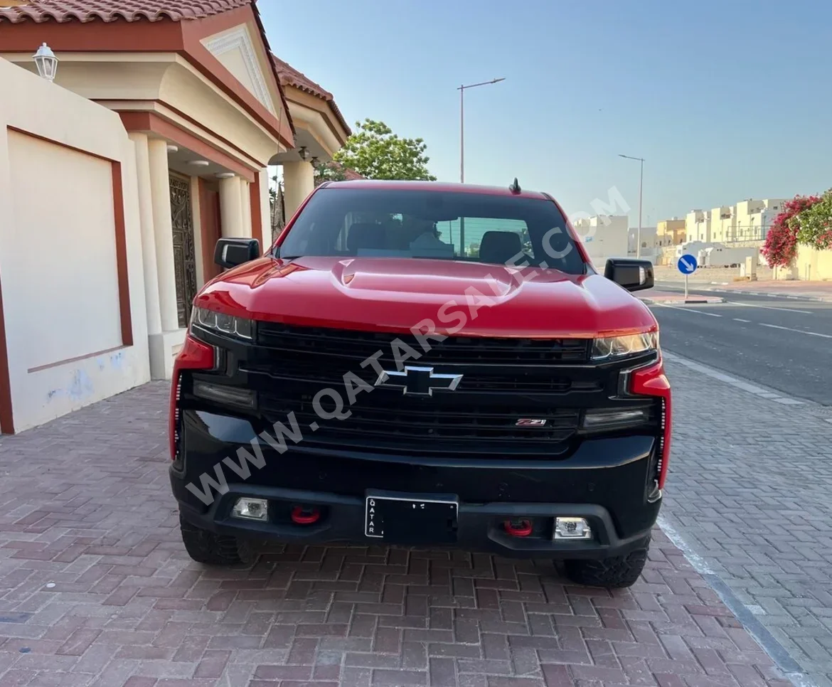 Chevrolet  Silverado  Trail Boss  2020  Automatic  55,000 Km  8 Cylinder  Four Wheel Drive (4WD)  Pick Up  Red  With Warranty
